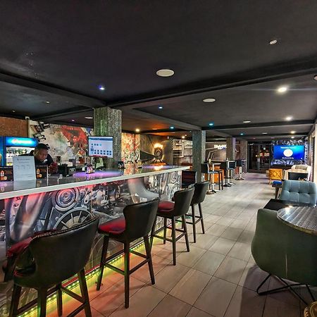 Golfview Hotel Мандевил Екстериор снимка