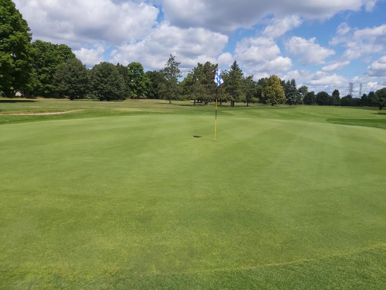 Golfview Hotel Мандевил Екстериор снимка