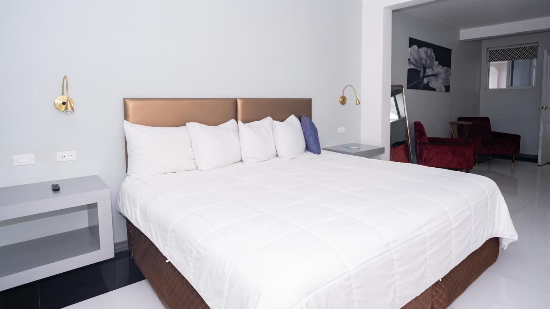 Golfview Hotel Мандевил Екстериор снимка